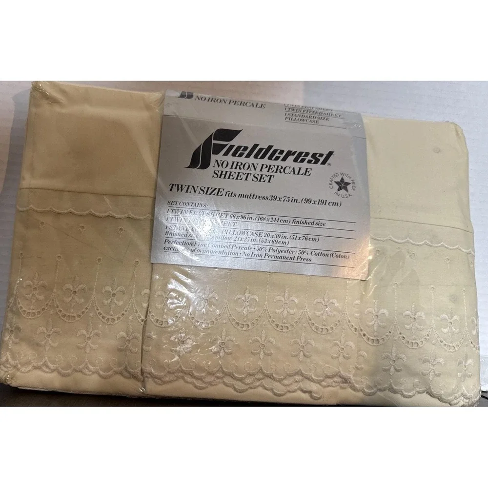 Vintage FIELDCREST Twin Sheet Set Pale Yellow w/Eyelet Trim Cotton Poly USA 3 Pc